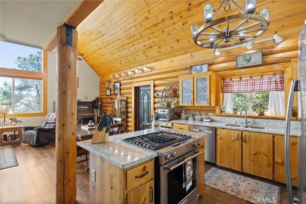 4592 Wendlis Road Forest Ranch, CA 95942