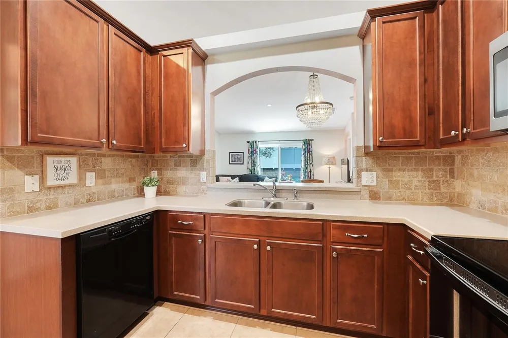732 ARBOR POINTE AVENUE Minneola, FL 34715