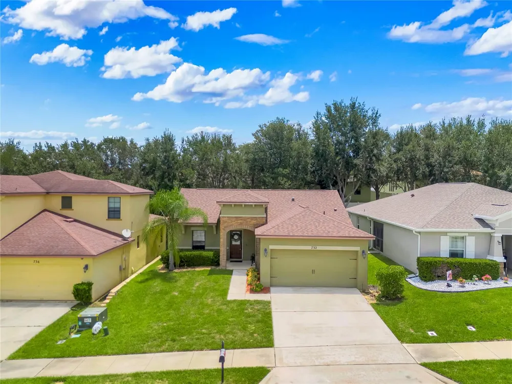 732 ARBOR POINTE AVENUE Minneola, FL 34715