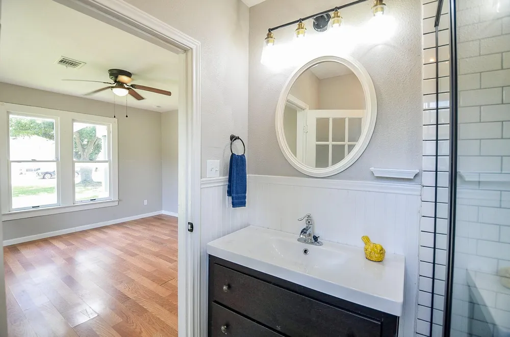 1615 Eagle Lake Road Sealy, TX 77474