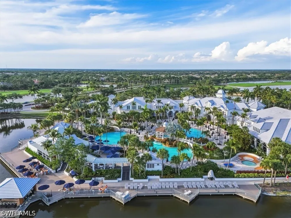 Montreux Lane #104 Naples, FL 34114