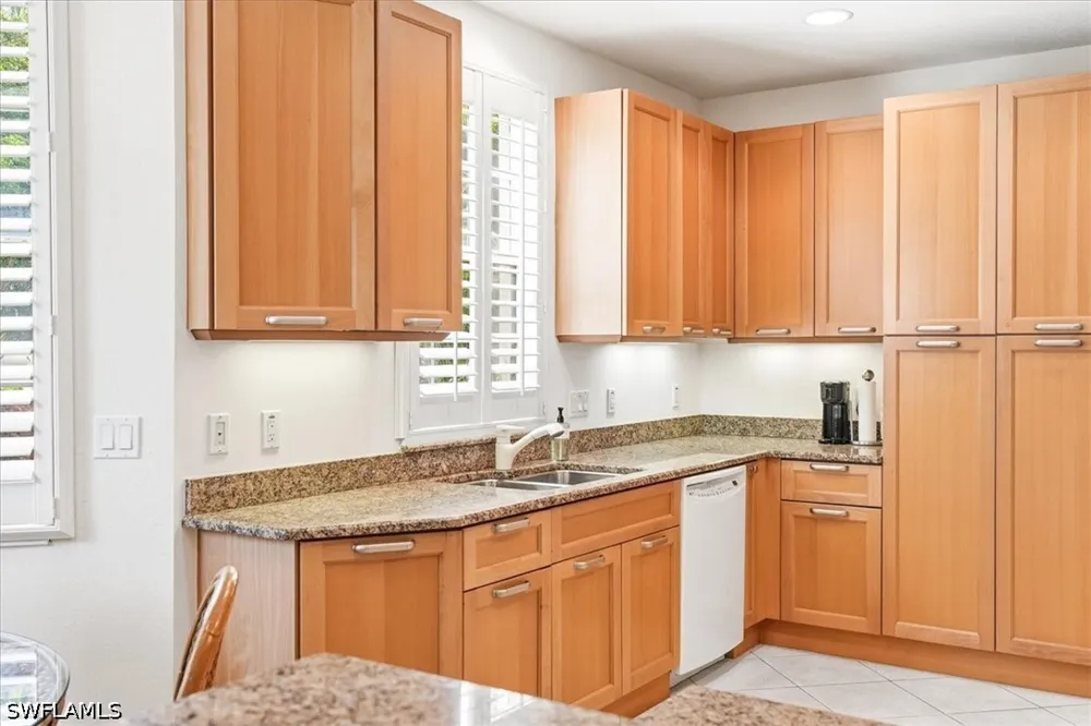 Montreux Lane #104 Naples, FL 34114