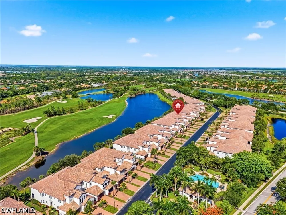 Montreux Lane #104 Naples, FL 34114