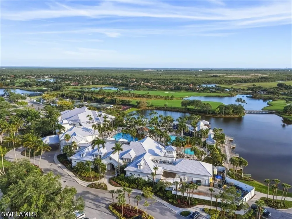 Montreux Lane #104 Naples, FL 34114