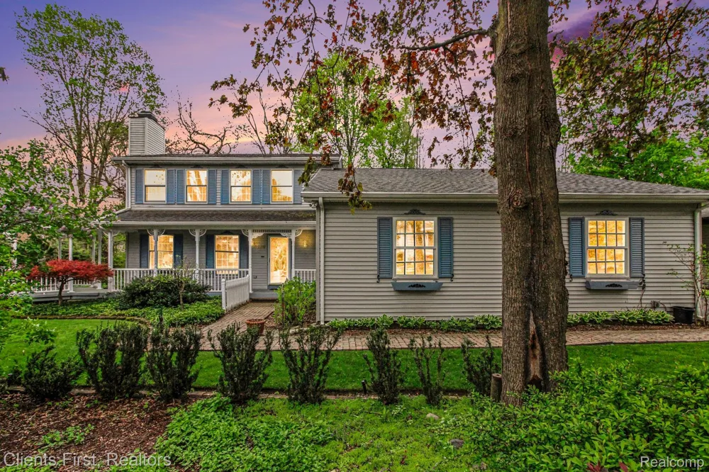 259 Wing Court Northville City, MI 48167