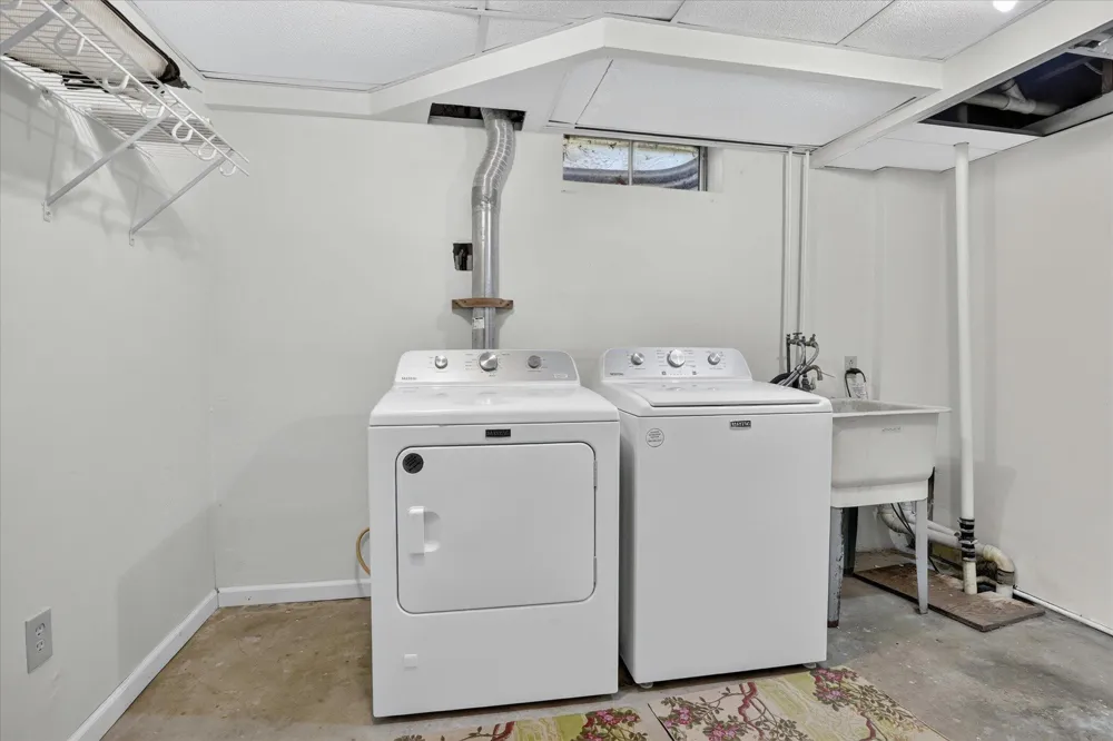 56800 Bow Drive Lockport Township, MI 49093