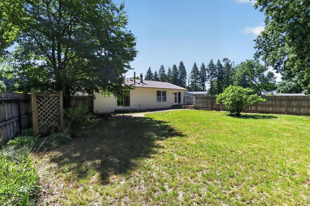 56800 Bow Drive Lockport Township, MI 49093