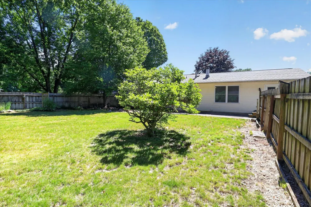 56800 Bow Drive Lockport Township, MI 49093