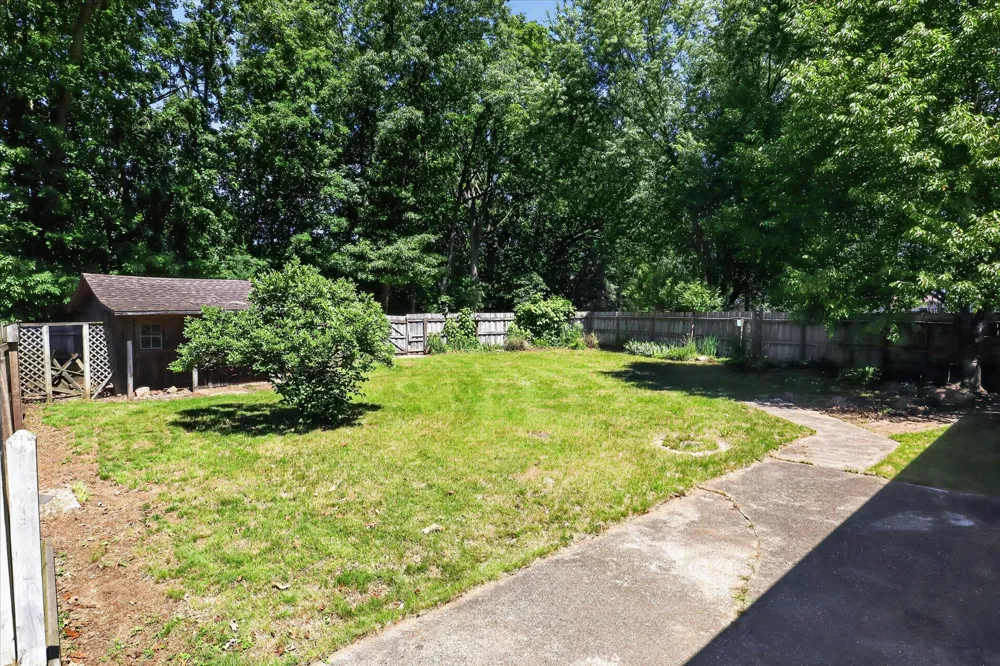 56800 Bow Drive Lockport Township, MI 49093