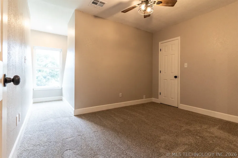 516 W 11th Avenue Bristow, OK 74010