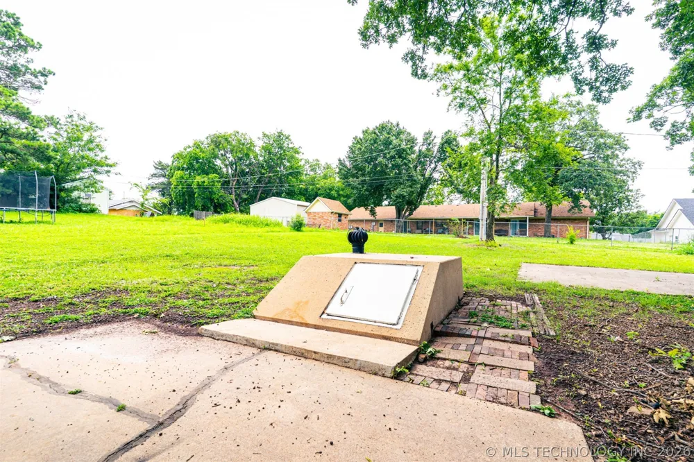 516 W 11th Avenue Bristow, OK 74010