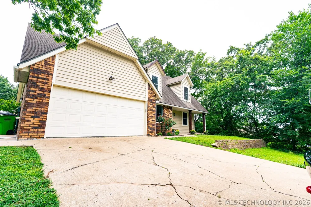 516 W 11th Avenue Bristow, OK 74010