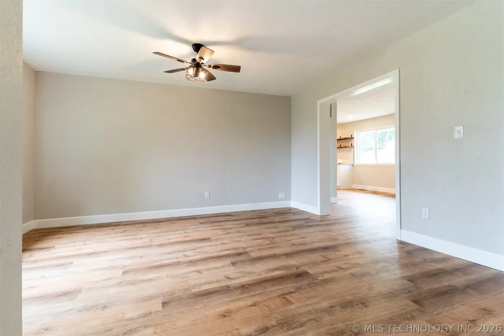 516 W 11th Avenue Bristow, OK 74010