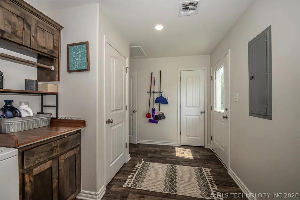 7403 County Road 147 E Allen, OK 74825