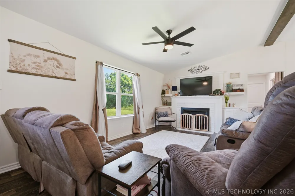 7403 County Road 147 E Allen, OK 74825