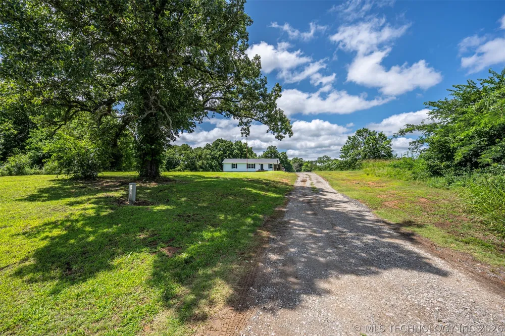7403 County Road 147 E Allen, OK 74825