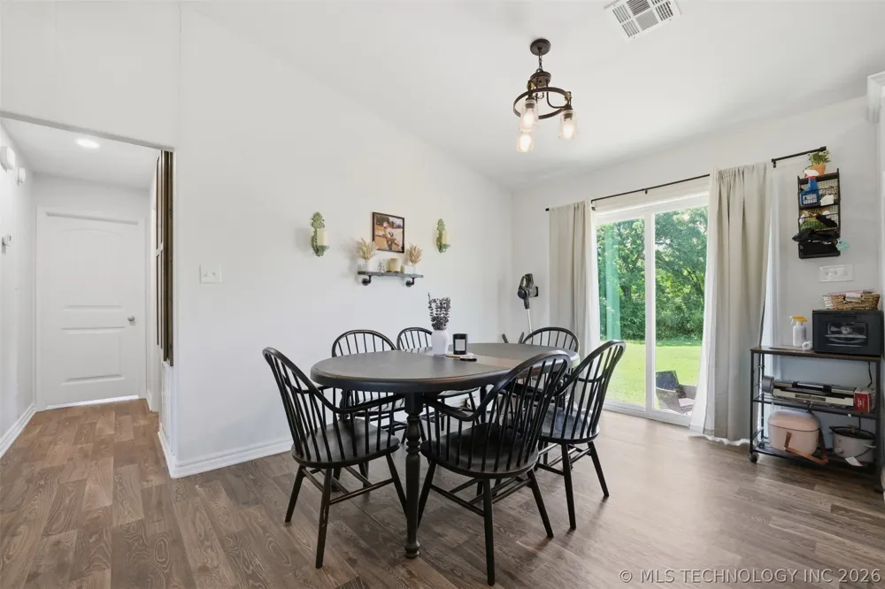 7403 County Road 147 E Allen, OK 74825