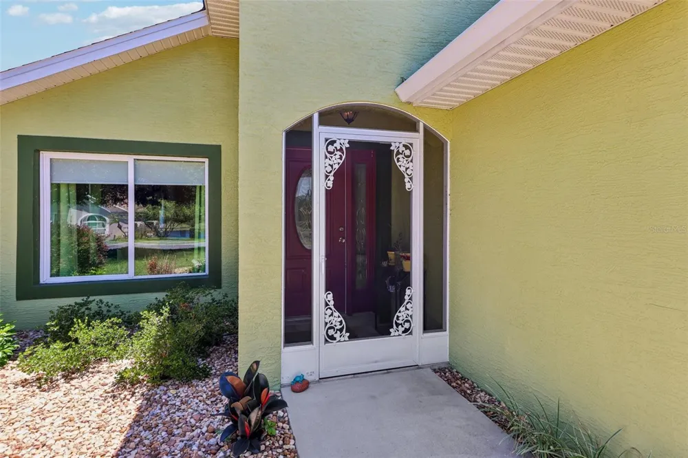 76 FAIRWAY CIRCLE Umatilla, FL 32784