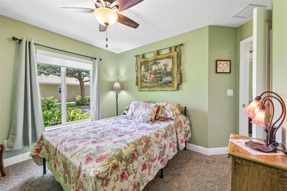 76 FAIRWAY CIRCLE Umatilla, FL 32784