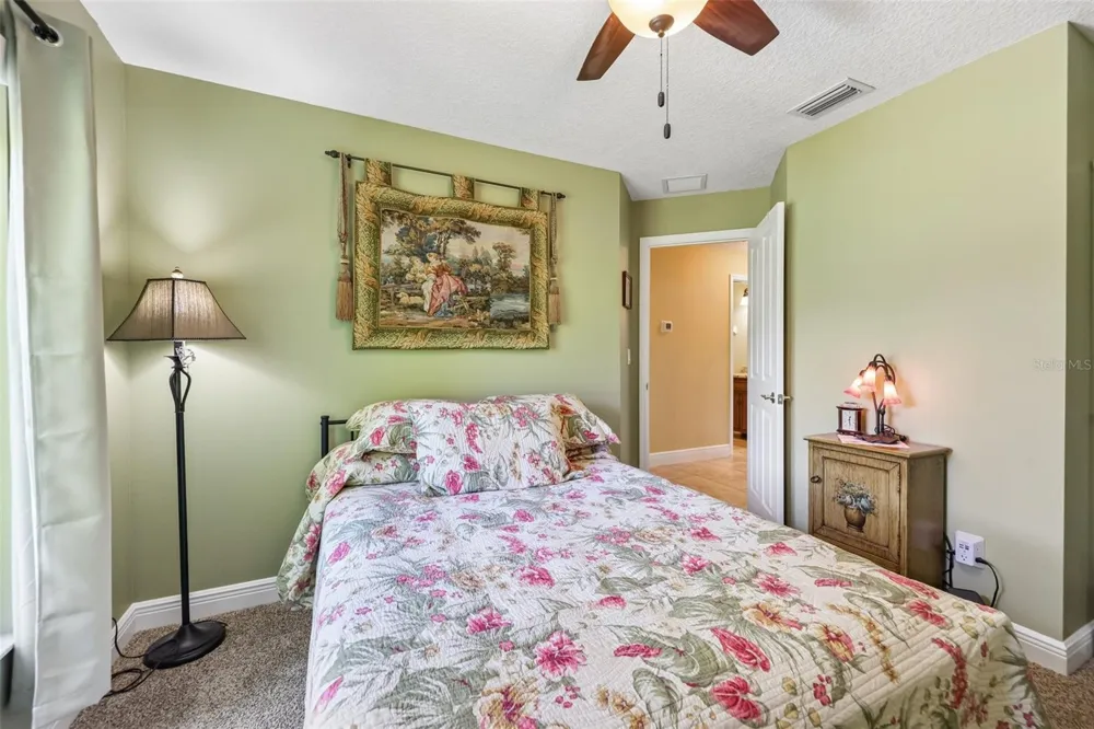 76 FAIRWAY CIRCLE Umatilla, FL 32784
