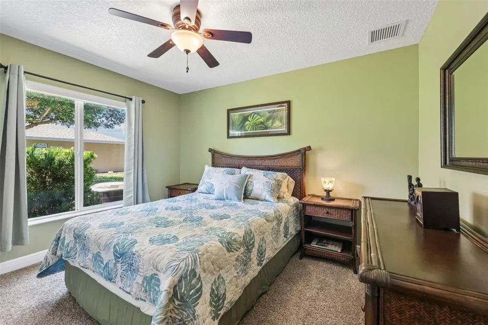76 FAIRWAY CIRCLE Umatilla, FL 32784