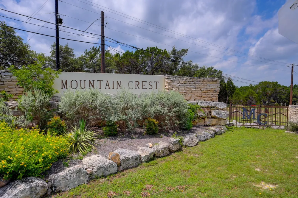 401 Mountain Crest Drive Wimberley, TX 78676