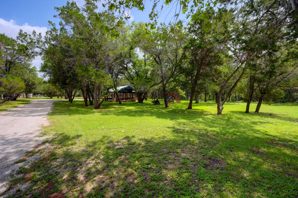 401 Mountain Crest Drive Wimberley, TX 78676