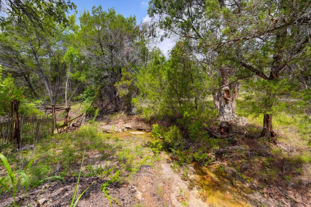 401 Mountain Crest Drive Wimberley, TX 78676