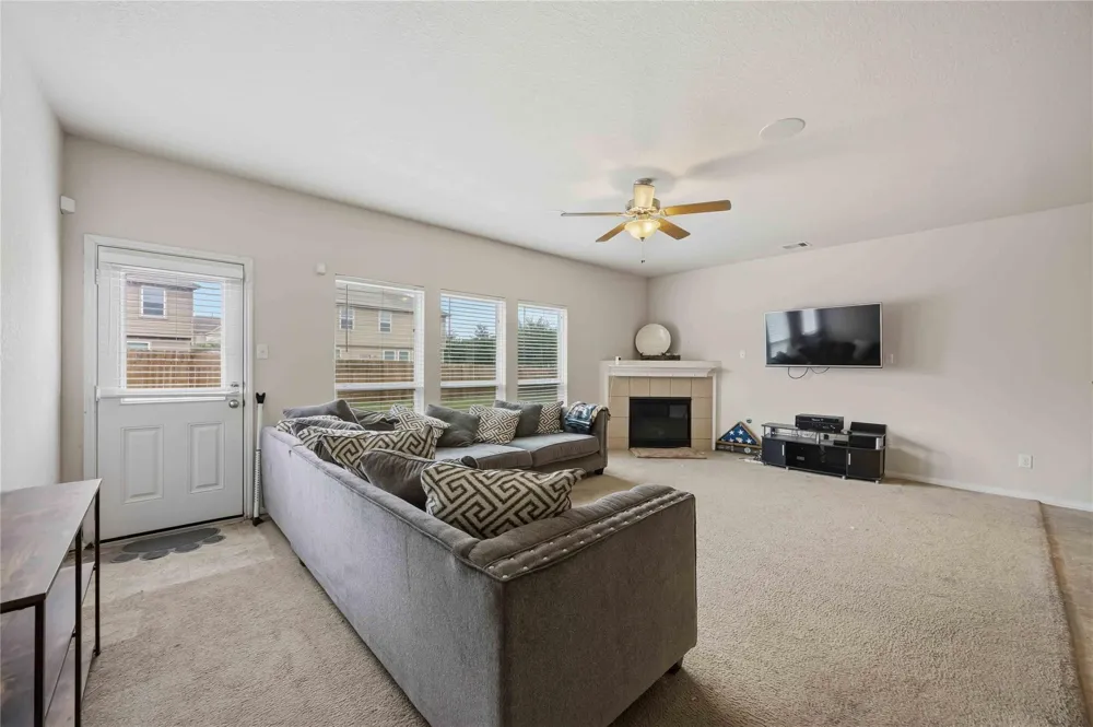 2602 Fawn Mountain Drive Fresno, TX 77545