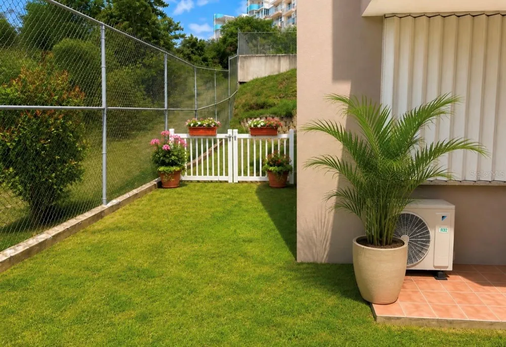 5015 PUNTA TUNA #401 Maunabo, PR 00707