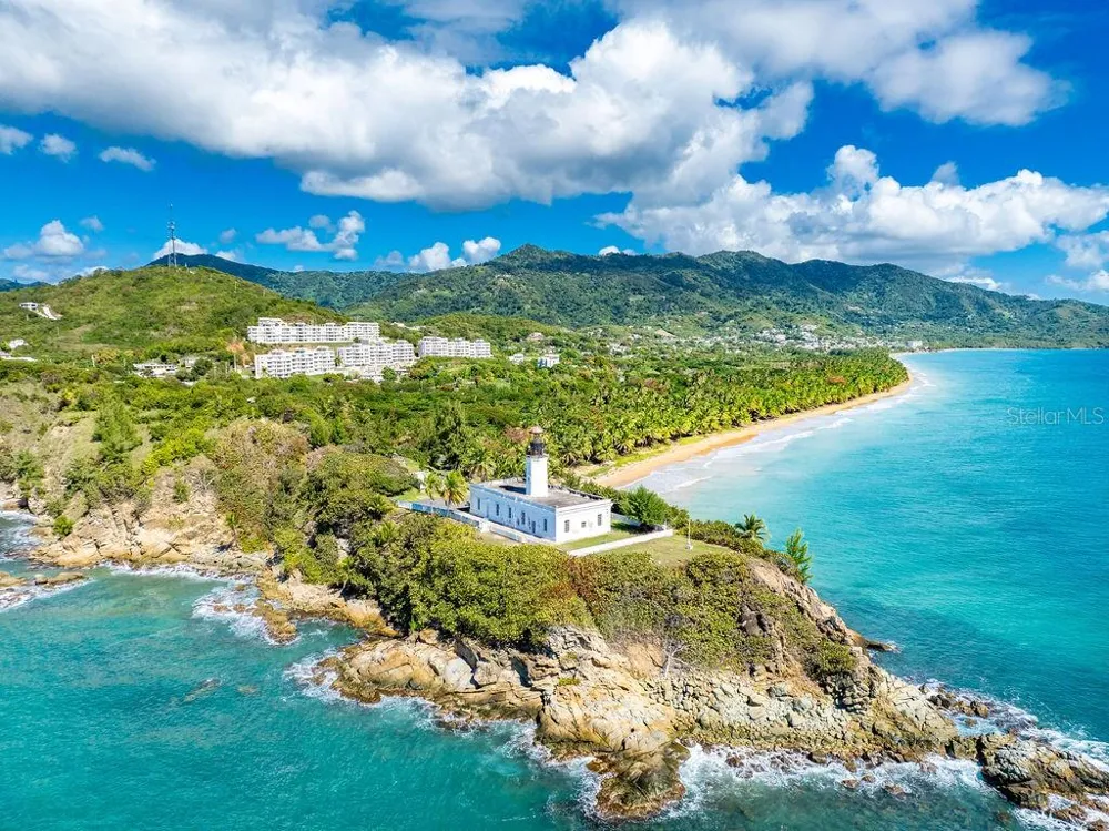 5015 PUNTA TUNA #401 Maunabo, PR 00707