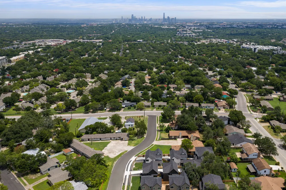 6409 Bradsher #C Austin, TX 78745