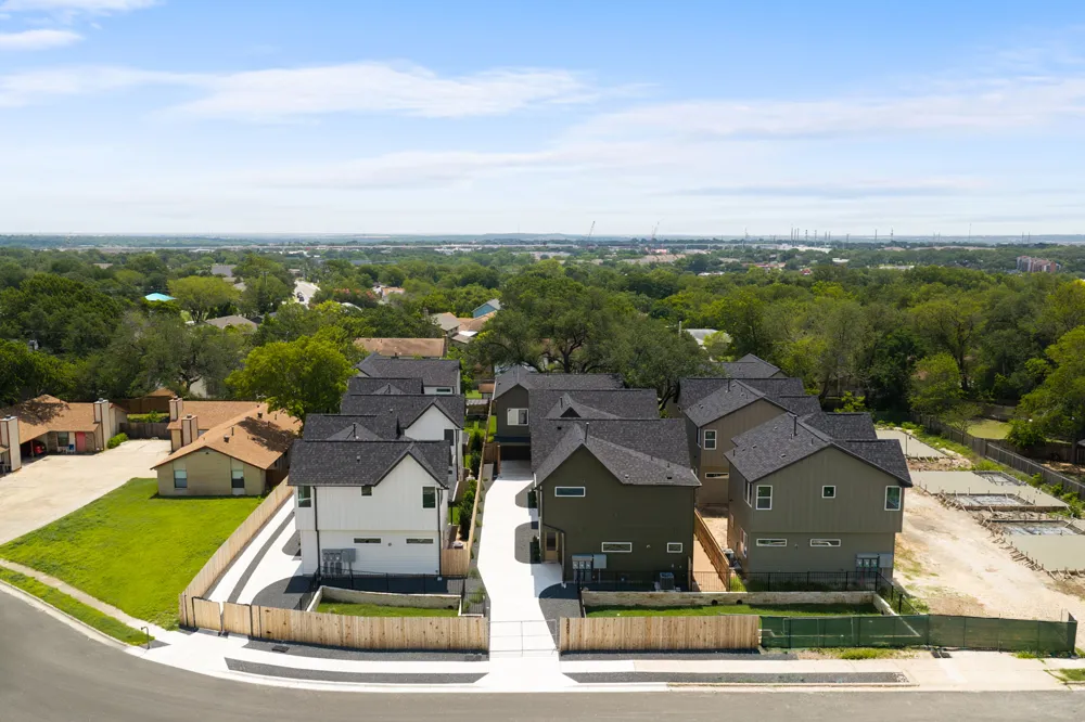 6409 Bradsher #C Austin, TX 78745