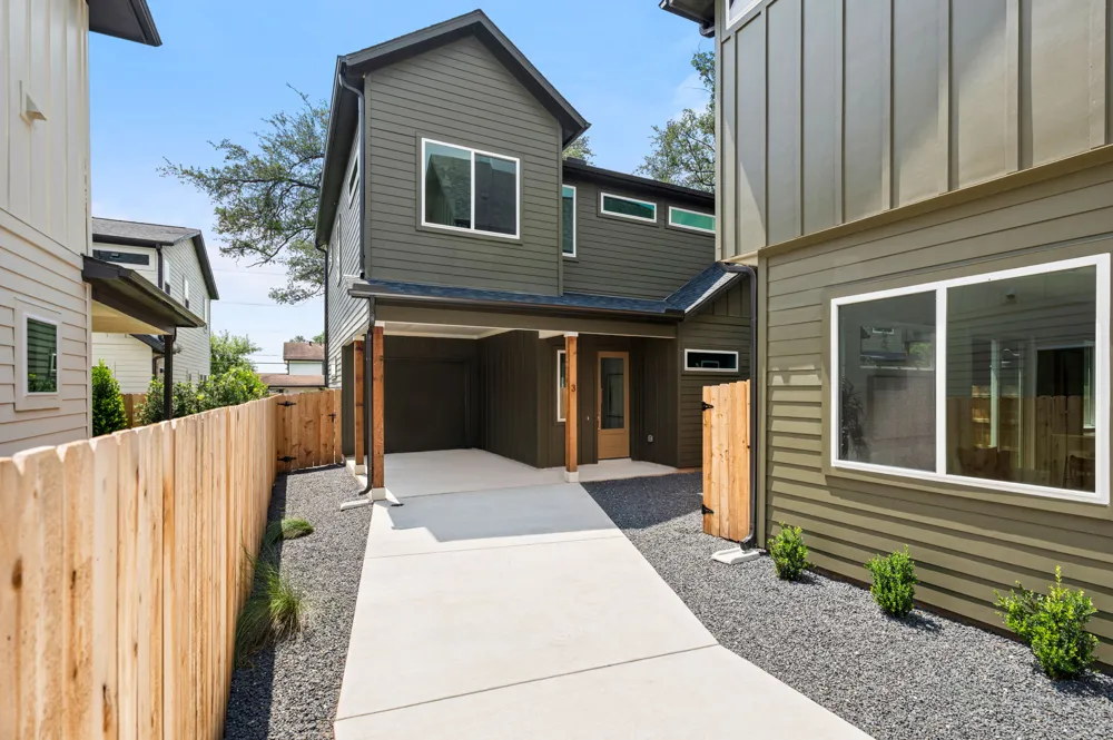 6409 Bradsher #C Austin, TX 78745