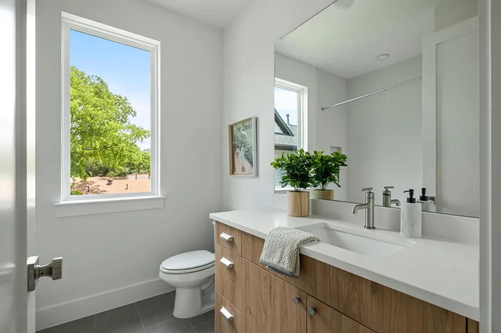 6409 Bradsher #C Austin, TX 78745