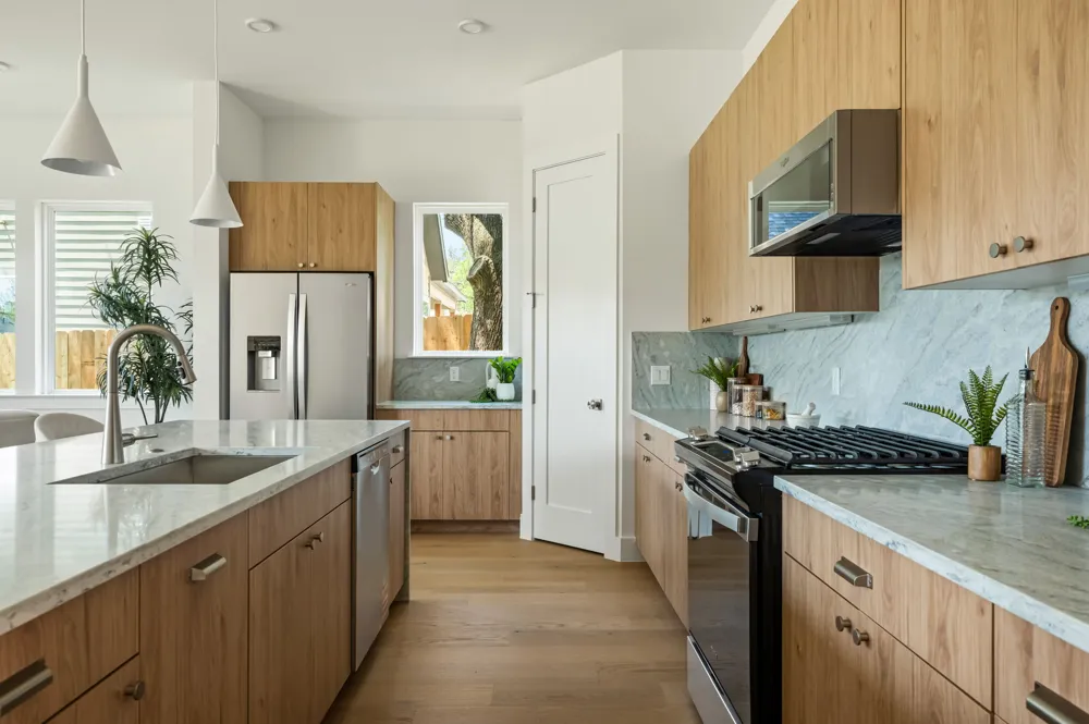 6409 Bradsher #C Austin, TX 78745