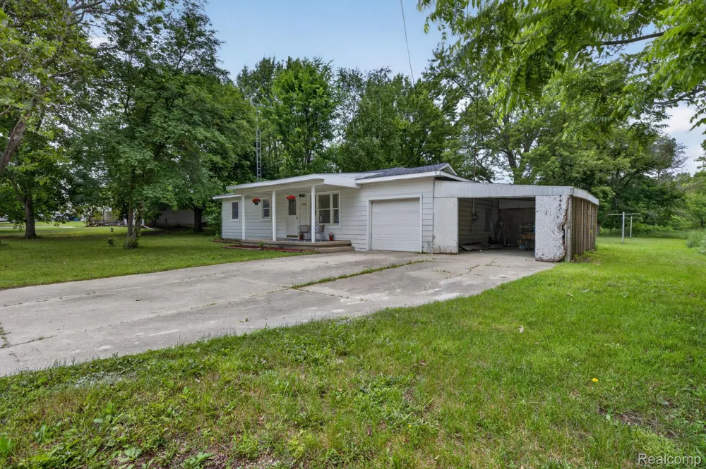 9288 Hilda Lane Clayton Charter Township, MI 48433