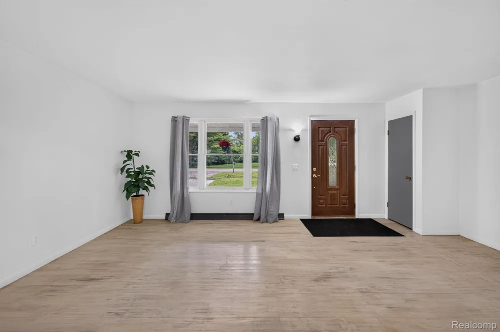 9288 Hilda Lane Clayton Charter Township, MI 48433