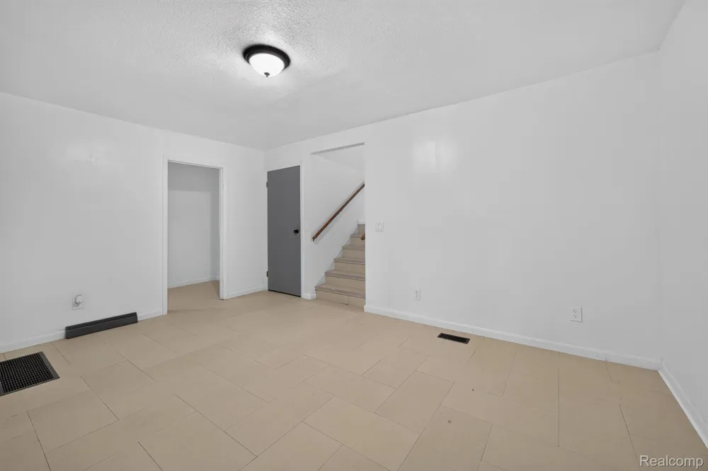 9288 Hilda Lane Clayton Charter Township, MI 48433