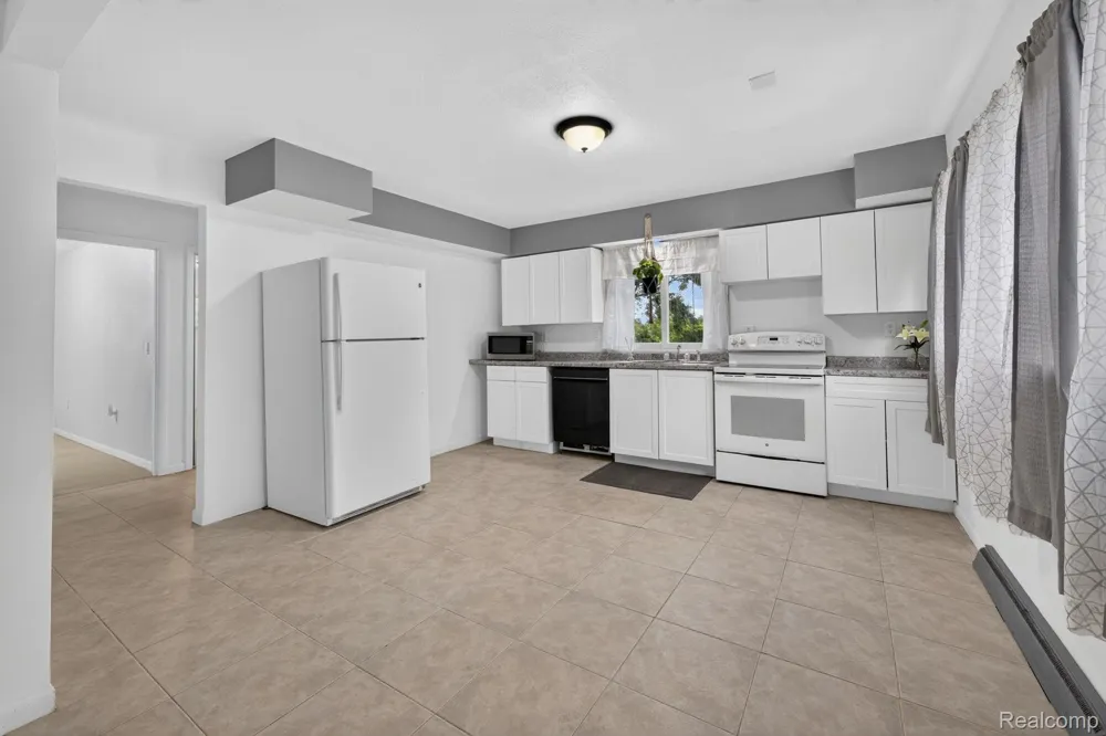 9288 Hilda Lane Clayton Charter Township, MI 48433