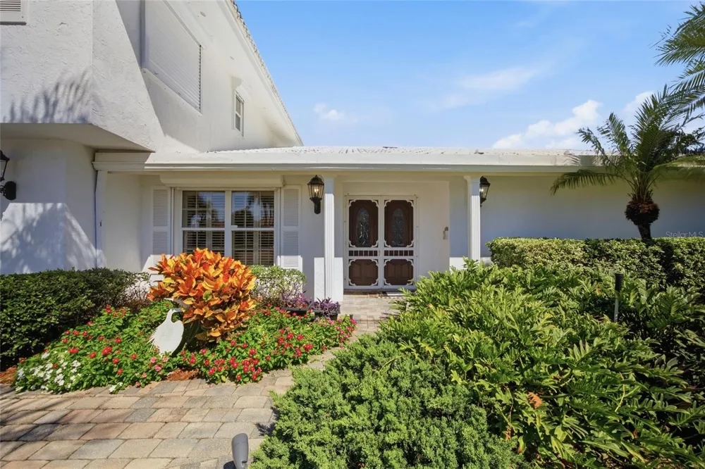 4912 58TH AVENUE S St Petersburg, FL 33715