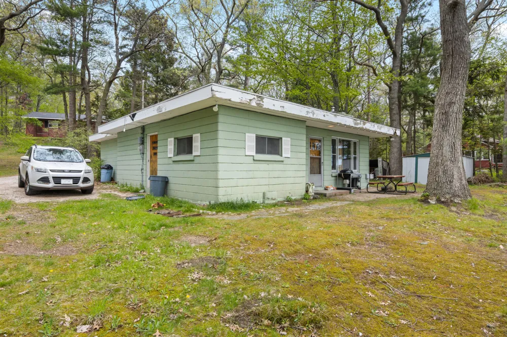 95 E Piney Road Manistee, MI 49660