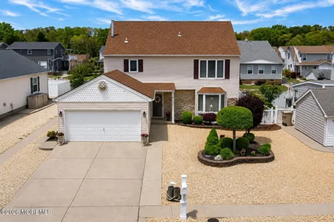 88 Storm Jib Court