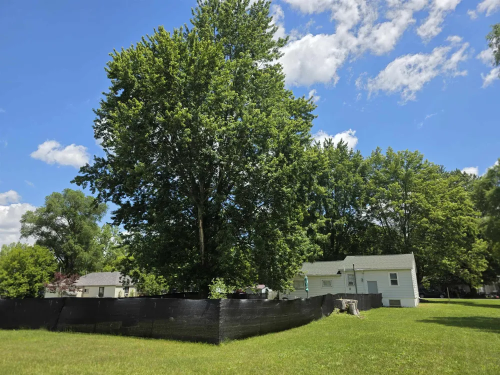 6053 NW Mill Seville Township, MI 48877