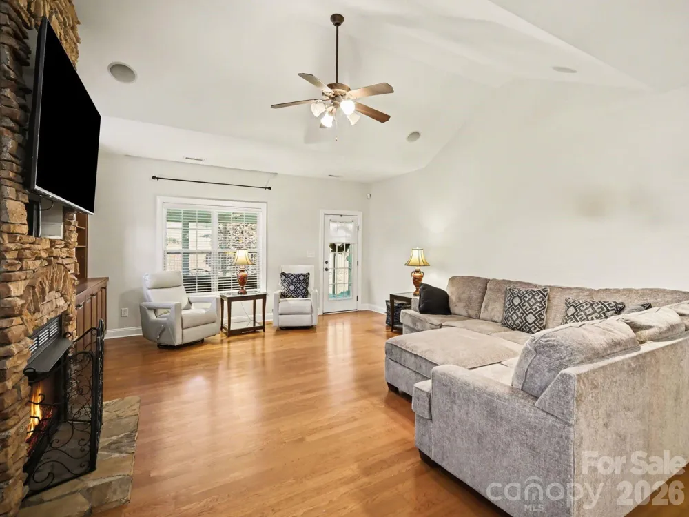 7999 Worth Way Denver, NC 28037