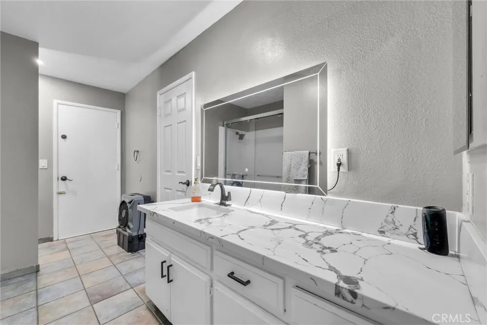 24048 Cruise Circle Canyon Lake, CA 92587