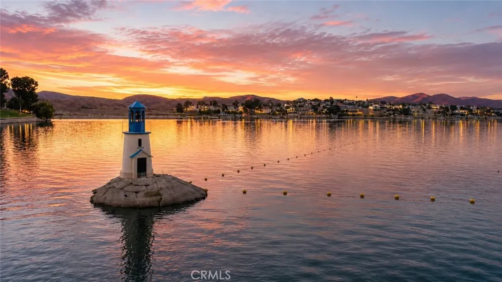 24048 Cruise Circle Canyon Lake, CA 92587