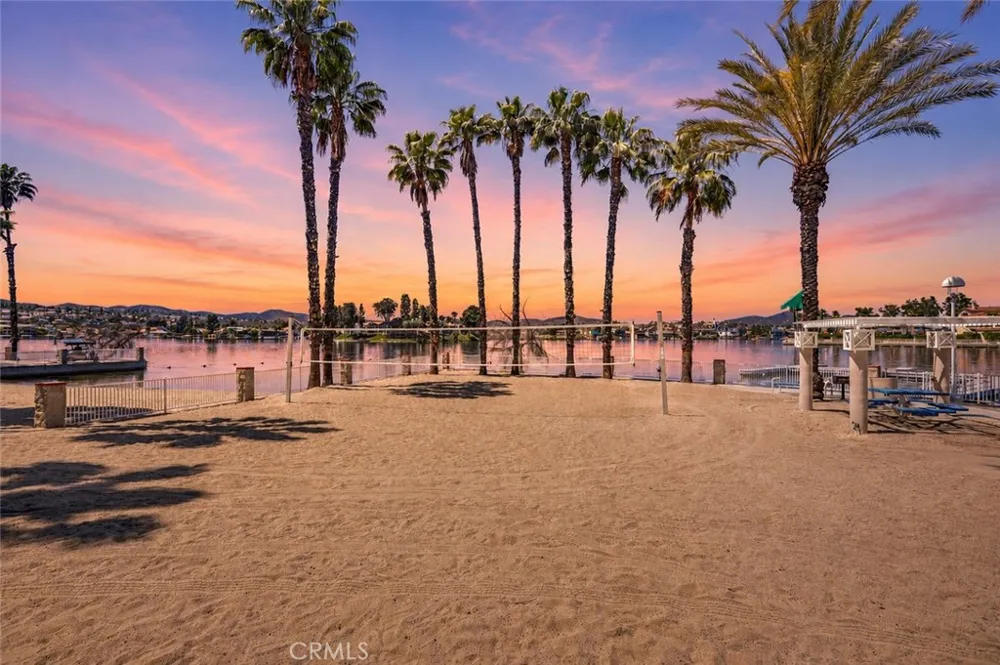 24048 Cruise Circle Canyon Lake, CA 92587