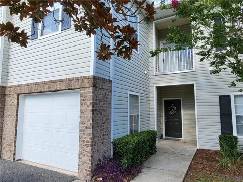 4335 NW 48TH STREET #105