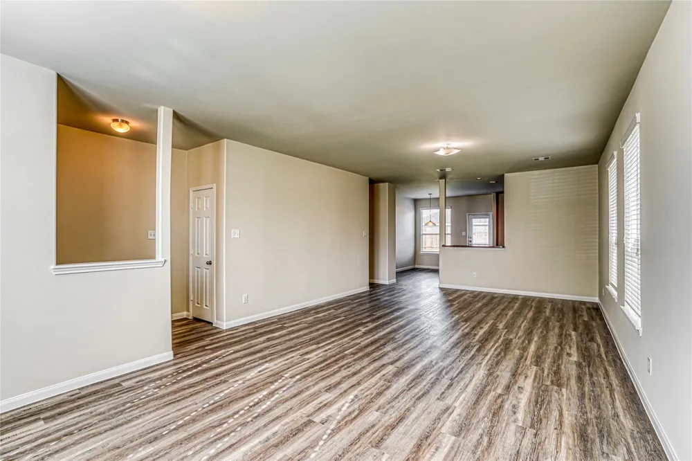 16 Leisure Shore Court Manvel, TX 77578